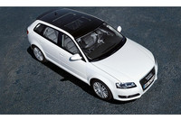 「アウディA3スポーツバック」HDDナビプレゼントキャンペーン実施中