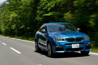 「X4 M40i」が0-100km/h加速に要する時間は4.9秒（欧州仕様車）。