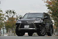 レクサスLX570（4WD/8AT）【レビュー】の画像