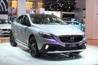 「ボルボV40クロスカントリー」