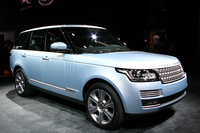 「レンジローバー ディーゼルハイブリッド」