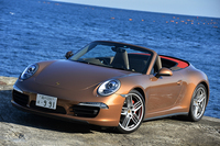 「911カレラ4Sカブリオレ」