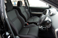 トヨタ イスト 1.5A-S(FF/4AT)【ブリーフテスト】の画像