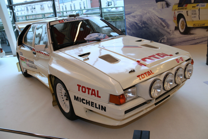 「シトロエンBX 4TC」。1985年に参戦。メーカーのスポーツ部門とカロスリ・ユリエーズとの共同作業で開発された。20台製作されたうち現存するのは、この車両を含めて5台。