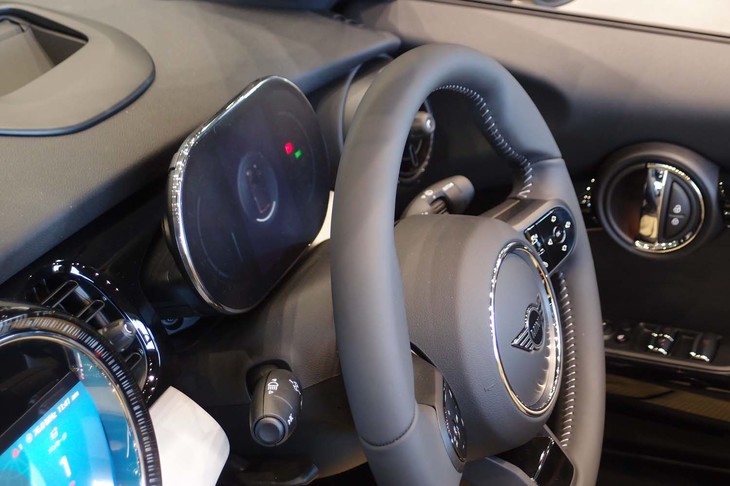 MINIクーパーS コンバーチブル（マルチディスプレイメーター）