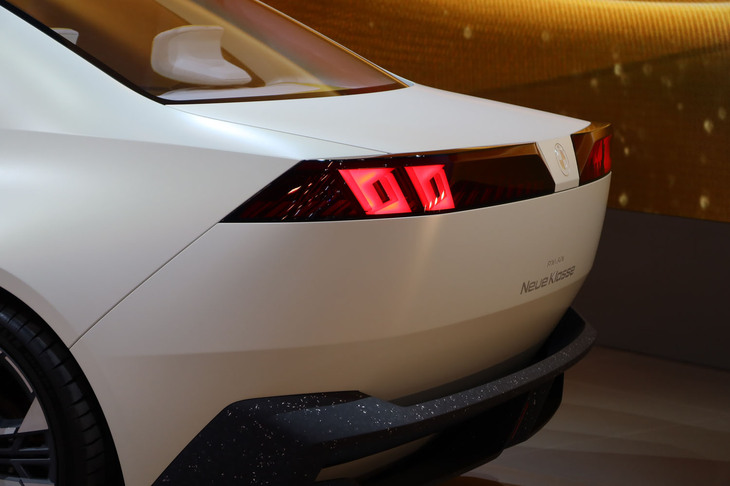 BMWビジョン ノイエクラッセ