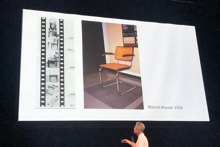 柏木氏のレクチャーの中では、モダニズムデザインの一例として、スチールパイプを使用した、マルセル・ブロイヤー作のチェアも紹介された。