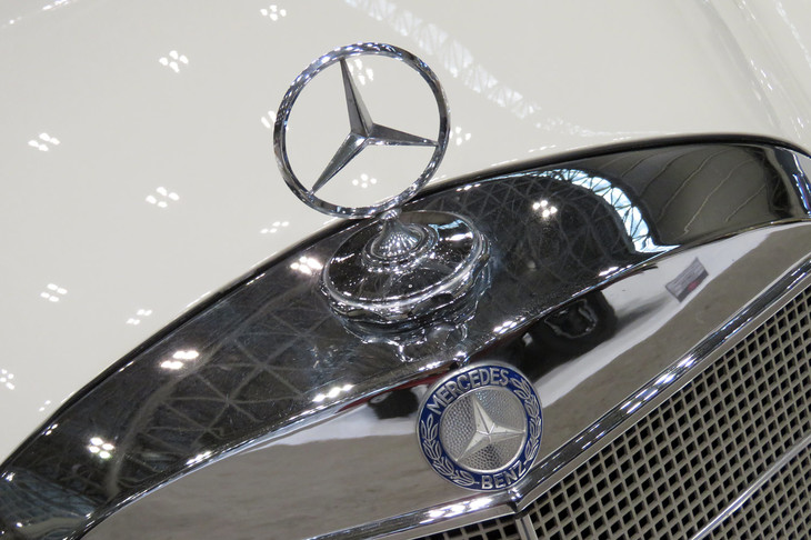 メルセデス・ベンツ W180／220C ポントンカブリオレ（1959年）／シルバースター