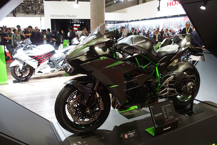 カワサキ・ニンジャH2カーボン