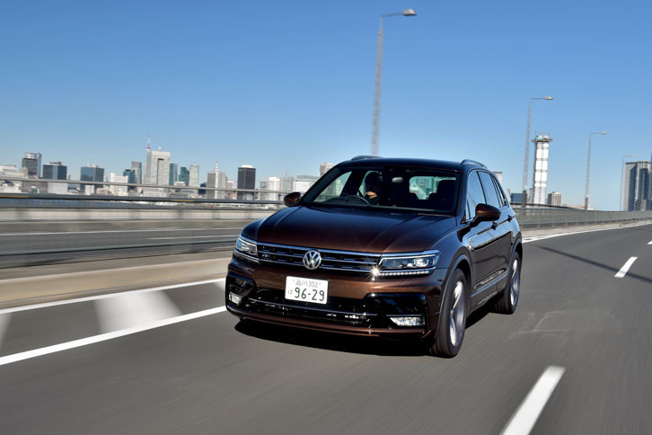 従来型より長く、幅広く、背が低くなった新型「ティグアン」。全長は従来型より70mm長い4500mmへ。