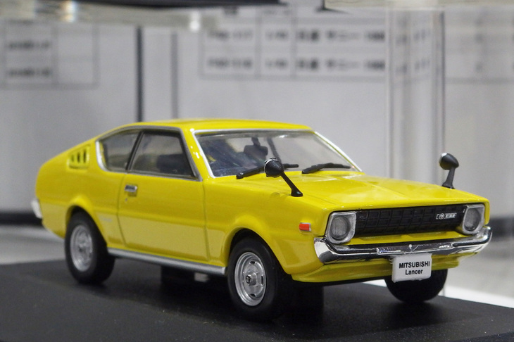 1/43ダイキャスト製の日本車ミニカーを手ごろな価格で提供するファースト43の「三菱ランサー セレステ」。2018年11月発売予定で価格は3780円。