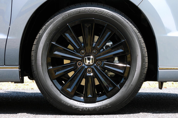 17インチアルミホイール