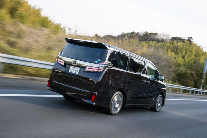 意外にも運転の楽しいクルマだった「ヴェルファイアZG」だが、こうした高級ミニバンが本領を発揮するのは、完全自動運転が実現してからかもしれない。