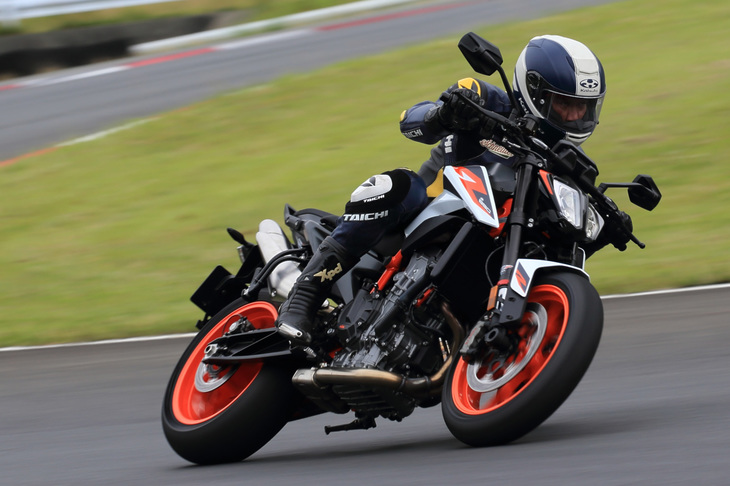 KTM 890デュークR（MR/6MT）【試乗記】