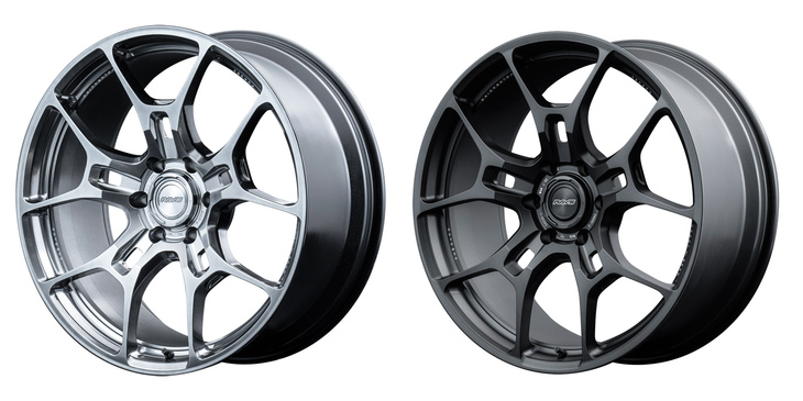 サイズ：22インチ／9J～10J（5穴、6穴あり）
	価格：15万1250円～16万1150円
	対応車種：【トヨタ】アルファード／ヴェルファイア、【レクサス】RX／LC、【ポルシェ】カイエン、【メルセデス・ベンツ】Gクラス