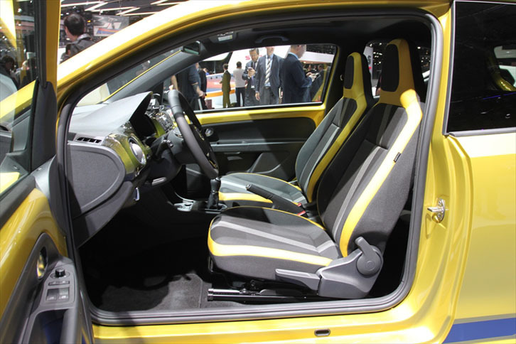 「フォルクスワーゲンup!」のインテリア。