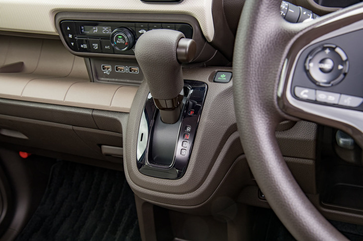 ホンダN-WGN L・ターボ Honda SENSING（シフトセレクター）