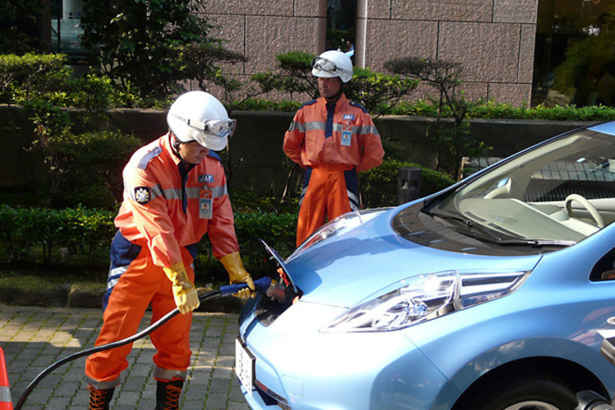 日産とJAF、EVの電欠救援の実証運用を開始 【ニュース】 - webCG