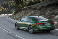 新型「RS 5クーペ」は2017年6月に日本でも受注が開始された。発売は同年9月下旬の予定となっている。