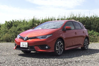 トヨタ・オーリスRS