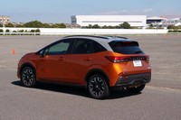 日産ノートAUTECHクロスオーバーFOUR