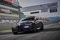 カーボンパーツでドレスアップした特別なアルファ　「ジュリア／ステルヴィオ クアドリフォリオSuper Sport（スーペルスポルト）」登場