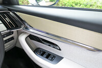 ほった「渕野さんは『日産アリア』のCMF（カラー・マテリアル・フィニッシュ）を絶賛していましたけど、マツダも負けてないと思うんですよ」