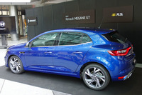 四輪操舵システムを搭載、新型「ルノー・メガーヌ」が日本上陸の画像