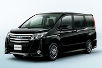 トヨタ・ノアSi（ハイブリッド車）