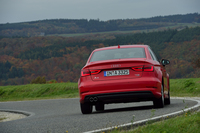 アウディA3セダン 1.8TFSIクワトロ Sライン（4WD/6AT）【海外試乗記】の画像