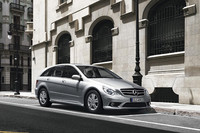 メルセデス「Rクラス」、COMANDシステムなどを追加の画像