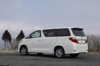 トヨタ・アルファードハイブリッドG（4WD/CVT）【ブリーフテスト】の画像