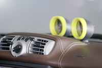 スマートから北欧ブランドとのコラボ限定車の画像