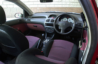 プジョー206スタイル（5MT/4AT）【試乗記】の画像