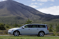 ボルボV70 T-6 TE（4WD/6AT）【試乗記】の画像