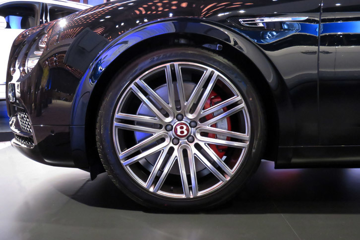 ベントレー・フライングスパーV8 Sストラトゥスエディションbyマリナー（ホイール）