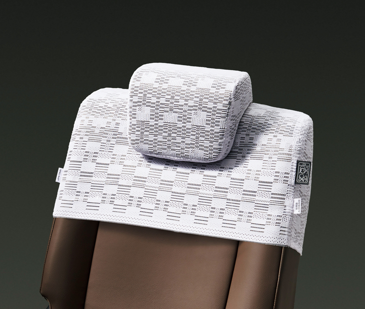 可視光応答型光触媒「V-CAT」を使用したハーフシートカバー（デラックスタイプ）。