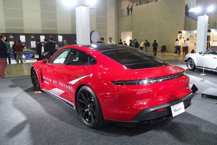 ポルシェ・タイカンGTS（2023年）