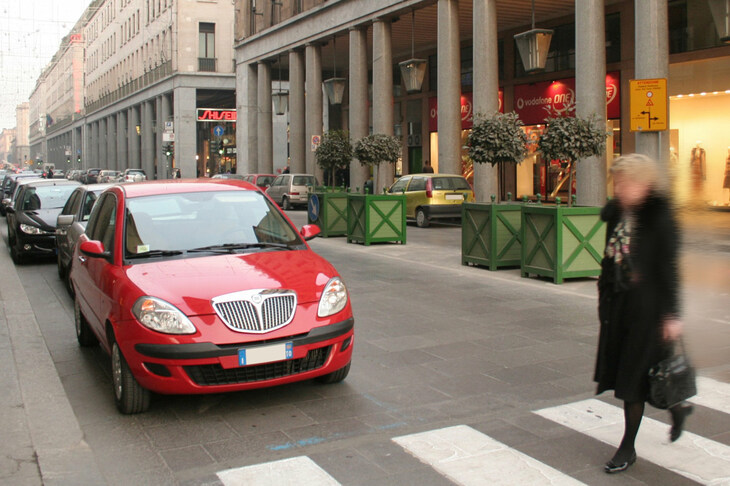 初代「ランチア・イプシロン」。2006年トリノ市街で。