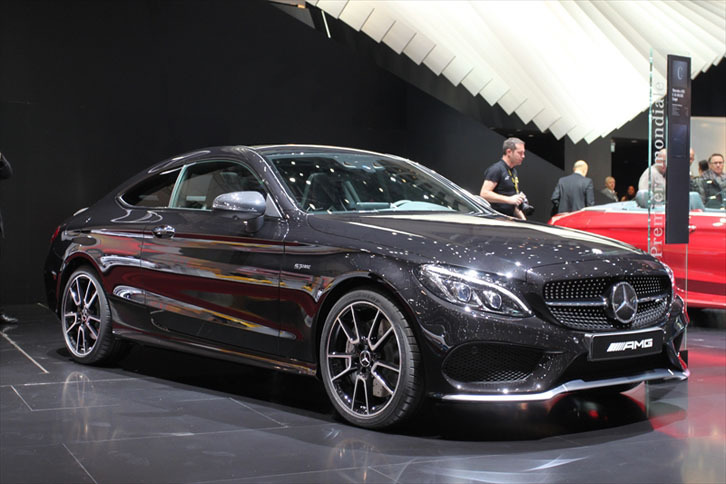 メルセデスAMG C43 4MATICクーペ