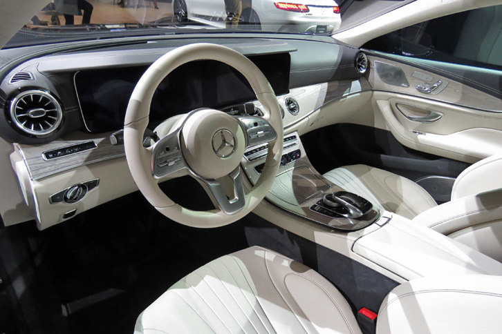 メルセデス・ベンツCLSクーペ（インテリア）