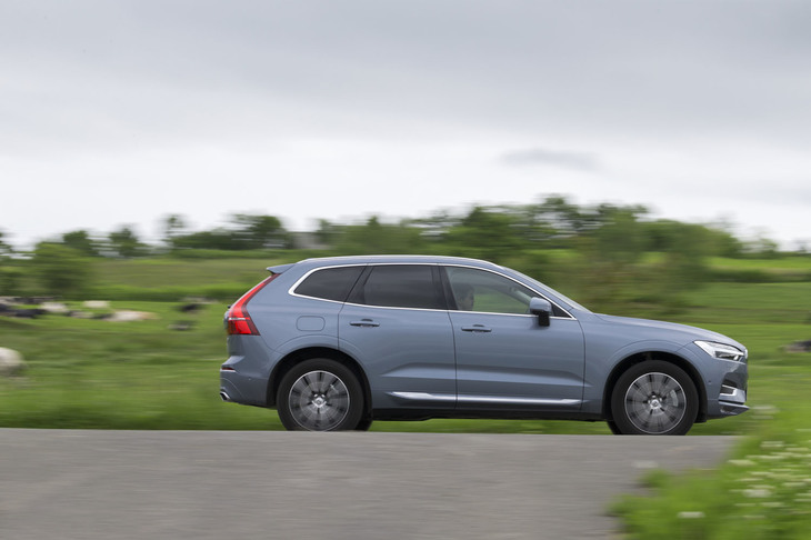 ストップ＆ゴーが少なく、平均速度も高めの北海道では、「XC60 D4 AWDインスクリプション」はパーフェクトといえるクルマだ。