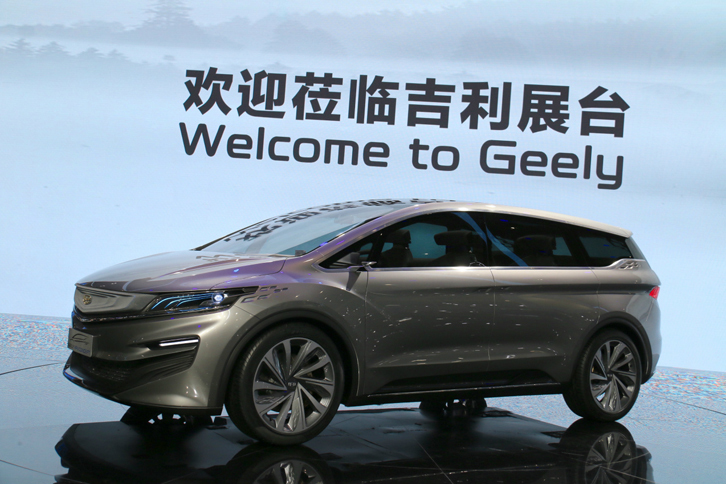 「吉利MPVコンセプト」。2016年の北京モーターショーで始まった、一人っ子政策廃止後を視野に入れたワンボックスカーの模索は続く。