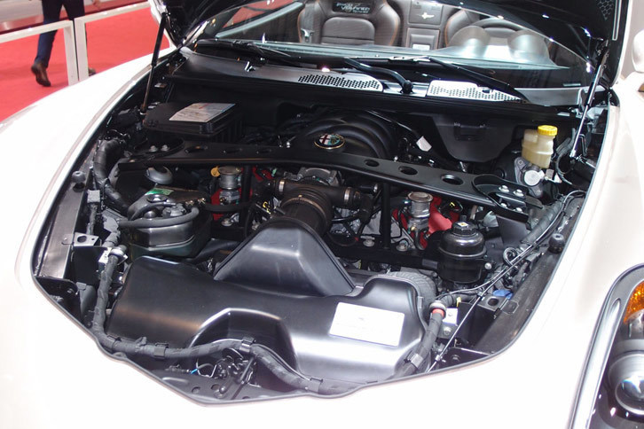 トゥーリング・スーパーレッジェーラ ディスコヴォランテ スパイダー