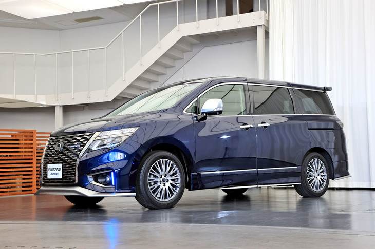 AUTECHは「プレミアムスポーティー」をコンセプトとするカスタマイズモデルで、オーテック独自の製品となる。