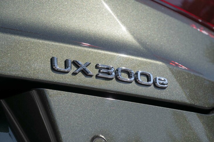 グレードは“バージョンC”と“バージョンL”の2種類。今回試乗した“バージョンL”の場合、車両本体価格が改良前よりも50万円アップしている。