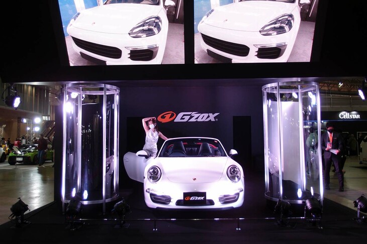 ソフト99のカーコーティングが施工された「ポルシェ911カレラ」。