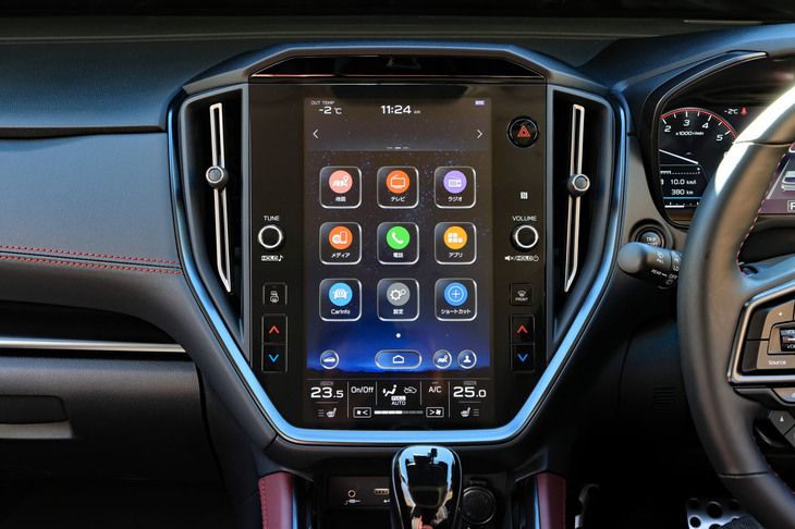 「EX」系のグレードに標準で、その他のグレードにオプションで設定される11.6インチのセンターディスプレイ。ナビゲーションやインフォテインメントシステム、ドライブモードセレクトなどはもちろん、空調もここで操作する。