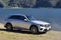 メルセデス・ベンツGLC350e 4MATICスポーツ
