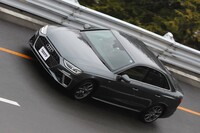 「プロクセス スポーツ2」を履いた「アウディA4」でバンクのある高速周回路へ。直進性の進化が感じられた。